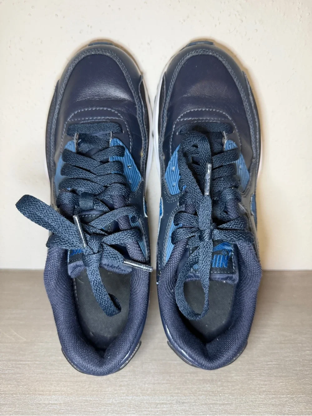 Nike Air Max 90 Leather Sneakers Youth 7Y 833412-402 Navy Blue